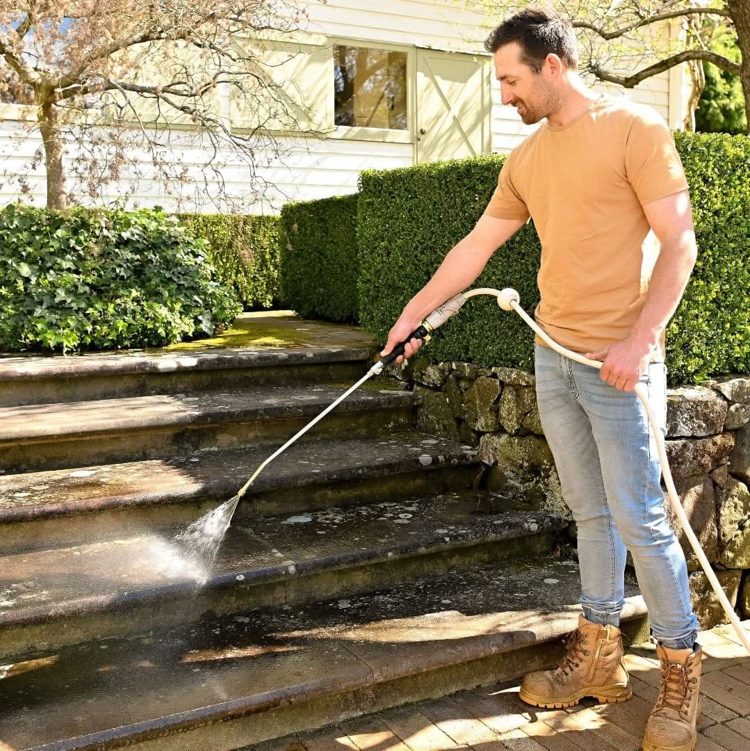 Nettoyeur à eau haute pression AquaPulse Pro — compatible avec un tuyau d’arrosage, sans électricité, compact