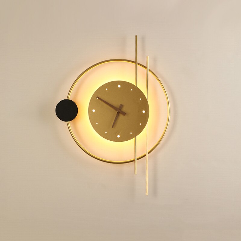 Háttérvilágítású fém falióra — 22 × 16 in, arany-fekete, kerek, geometrikus