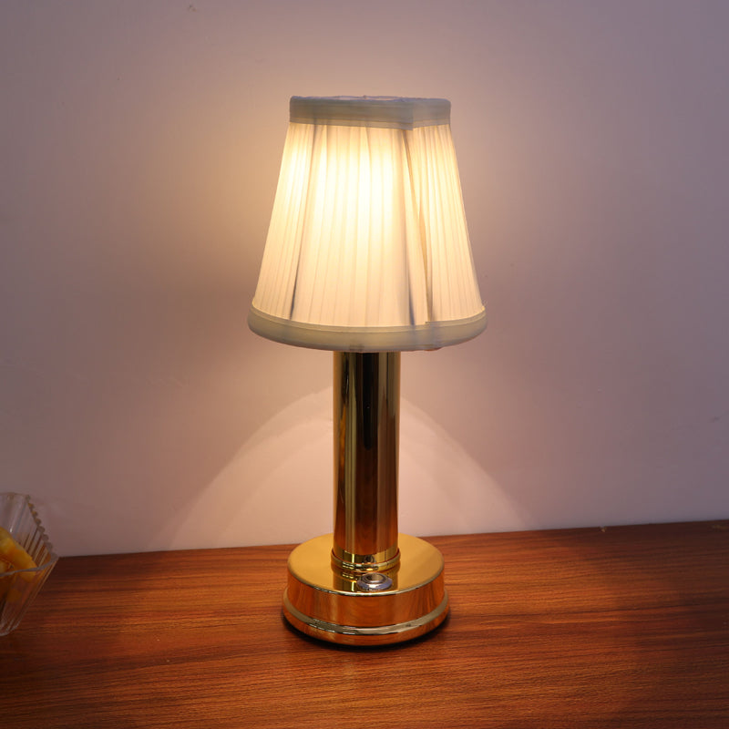 Table Lamp Metal Integrated LED Rechargeable Wireless Desk or Bedside Lamp | Euroselle