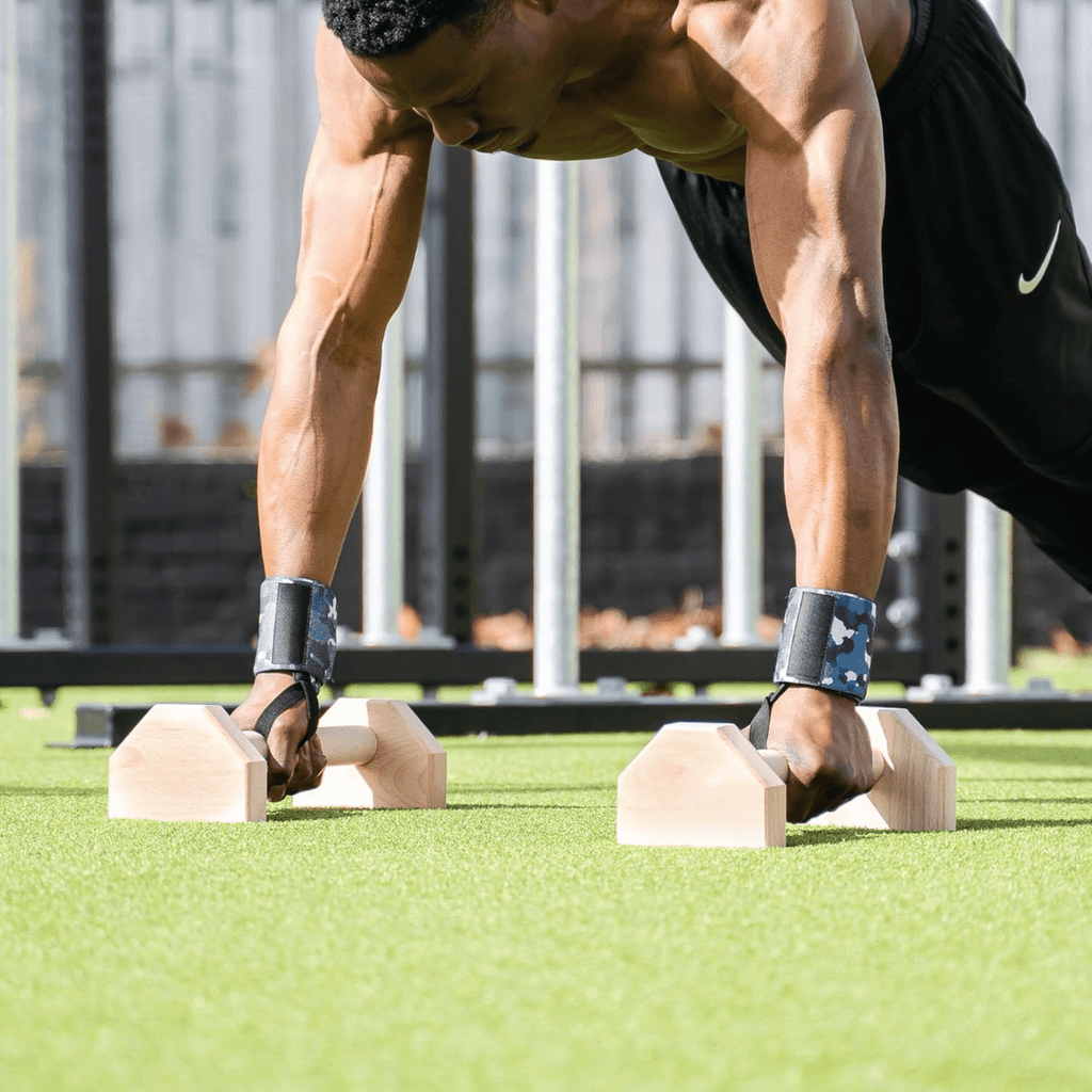 Parallettes in legno per piegamenti e calisthenics CoreFlex — Impugnatura antiscivolo, robusto telaio di supporto