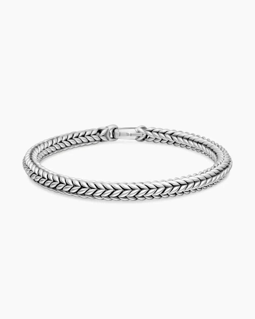 Bracelet AureonLink en acier inoxydable tressé — étanche, design à maillons en chevrons