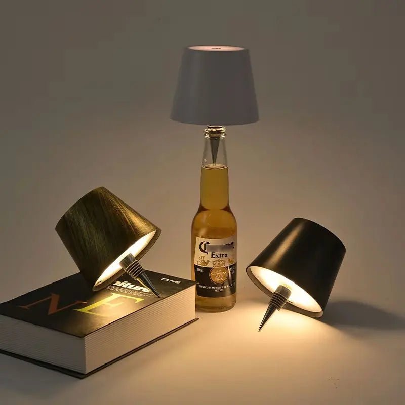 Stolní lampa LumaGlow s nastavitelným jasem — tři barevné režimy, integrované nabíjení přes USB