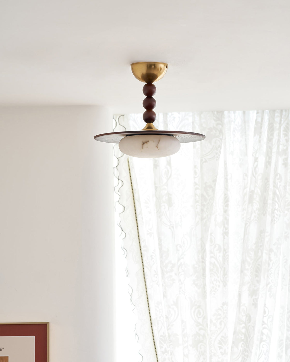 Halkaisijaltaan 14 tuuman puu- ja alabasteri-LED-valaisin, pinta-asennus, 36 W 3000 K