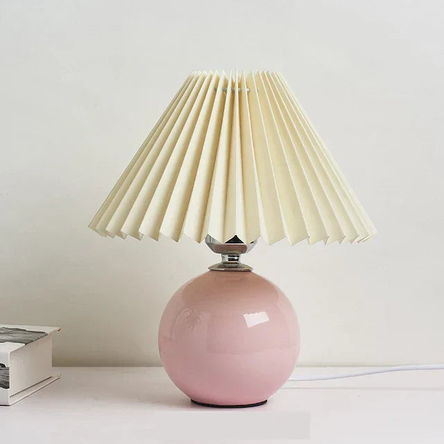 Antique Pleated - Vintage table lamp with pleats