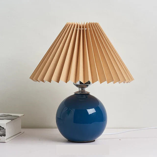 Antique Pleated - Vintage table lamp with pleats