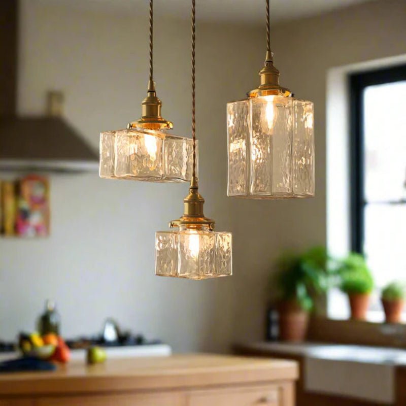 Marcelli vintageglaspendel med koppartrim | Elegant köksbelysning för moderna interiörer