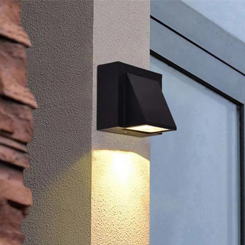 Waterproof Aluminum LED Outdoor Wall Lamp – Modern Exterior Wall Light for Garden and Patio, IP65 Rated, Energy Efficient | Euroselle