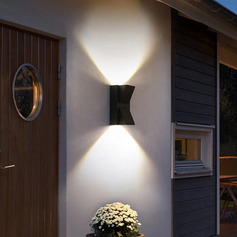 Waterproof Aluminum LED Outdoor Wall Lamp – Modern Exterior Wall Light for Garden and Patio, IP65 Rated, Energy Efficient | Euroselle