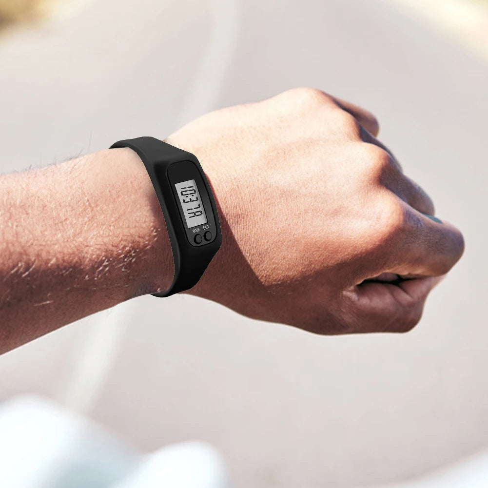 Digitální fitness tracker hodinky — LED počítadlo kroků a zobrazení kalorií