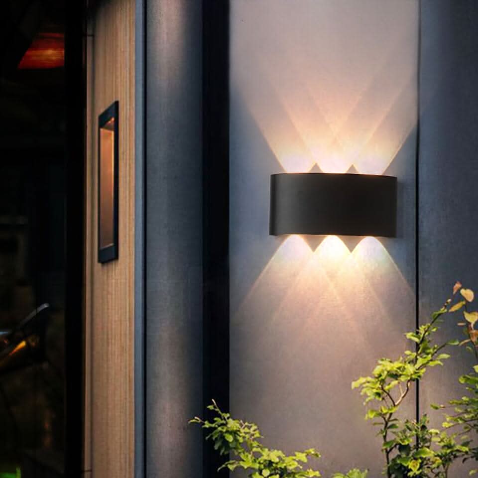 Aplique de pared LED para exteriores AstraGlow — Impermeable, diseño de aluminio de bajo consumo