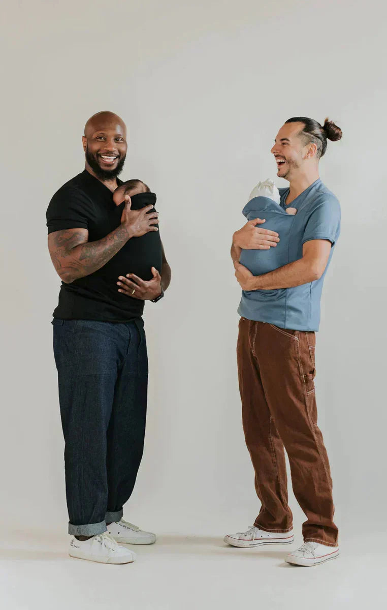Handsfree draagshirt voor baby's van katoenmix — toegang voor borstvoeding