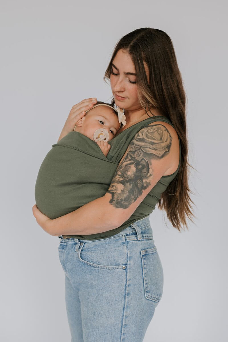Handsfree draagshirt voor baby's van katoenmix — toegang voor borstvoeding