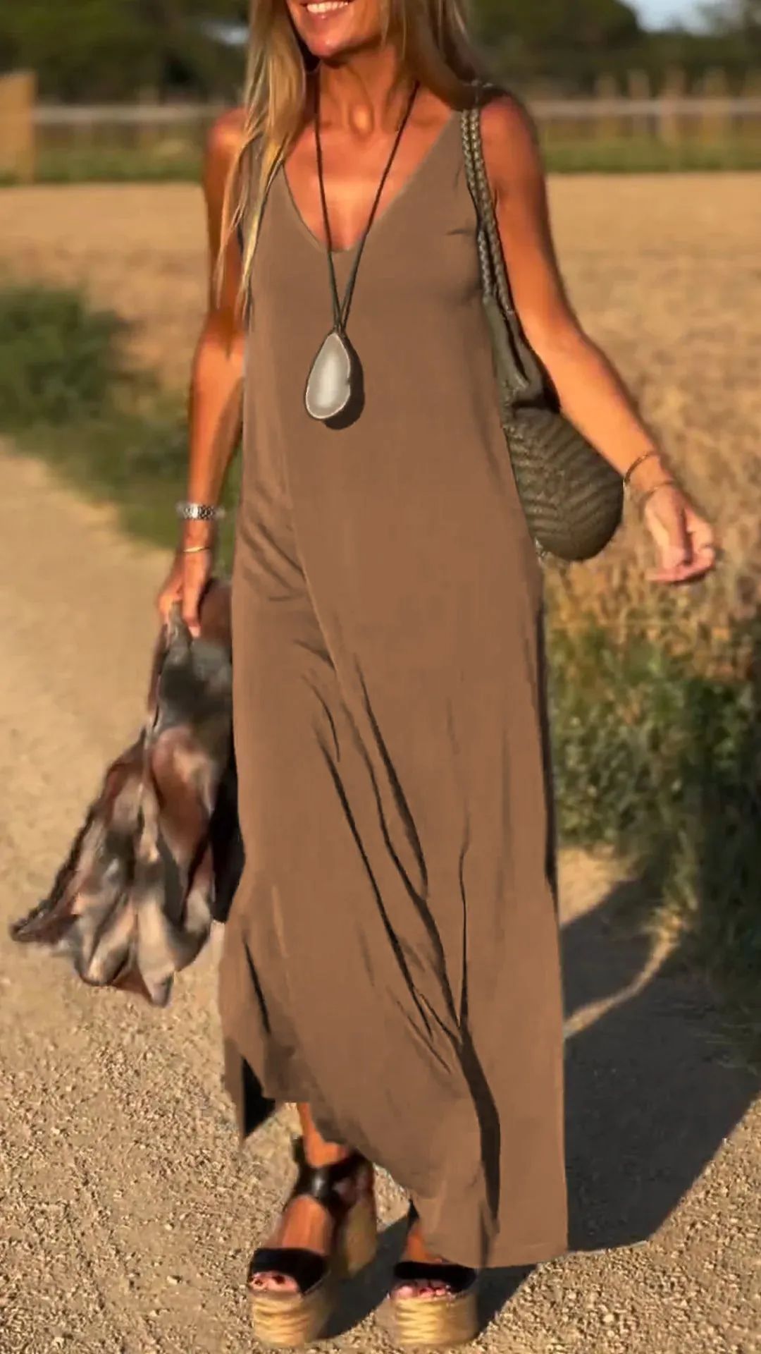 Robe sexy à bretelles et col en V pour femme