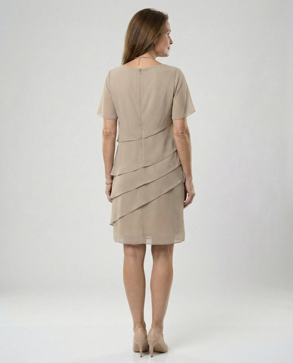 Vestido midi de chiffon em camadas Euroselle para um guarda-roupa moderno