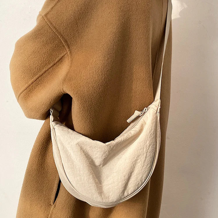 Torebka Haze | Modna torebka typu dumpling do stylowej stylizacji | Euroselle
