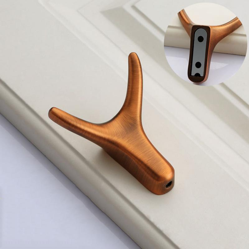 Decorazione da parete con gancio a forma di corno | Euroselle