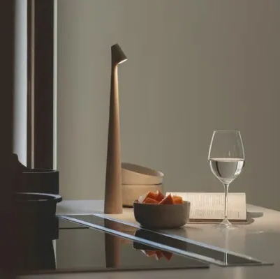 Náladové světlo v nordickém minimalistickém designu | Bezdrátové | LED | Lampa na čtení | Jídelní lampa | Euroselle