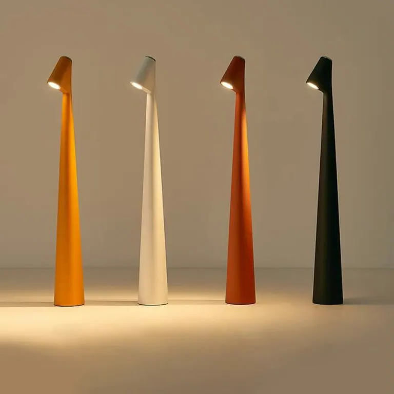 Náladové světlo v nordickém minimalistickém designu | Bezdrátové | LED | Lampa na čtení | Jídelní lampa | Euroselle