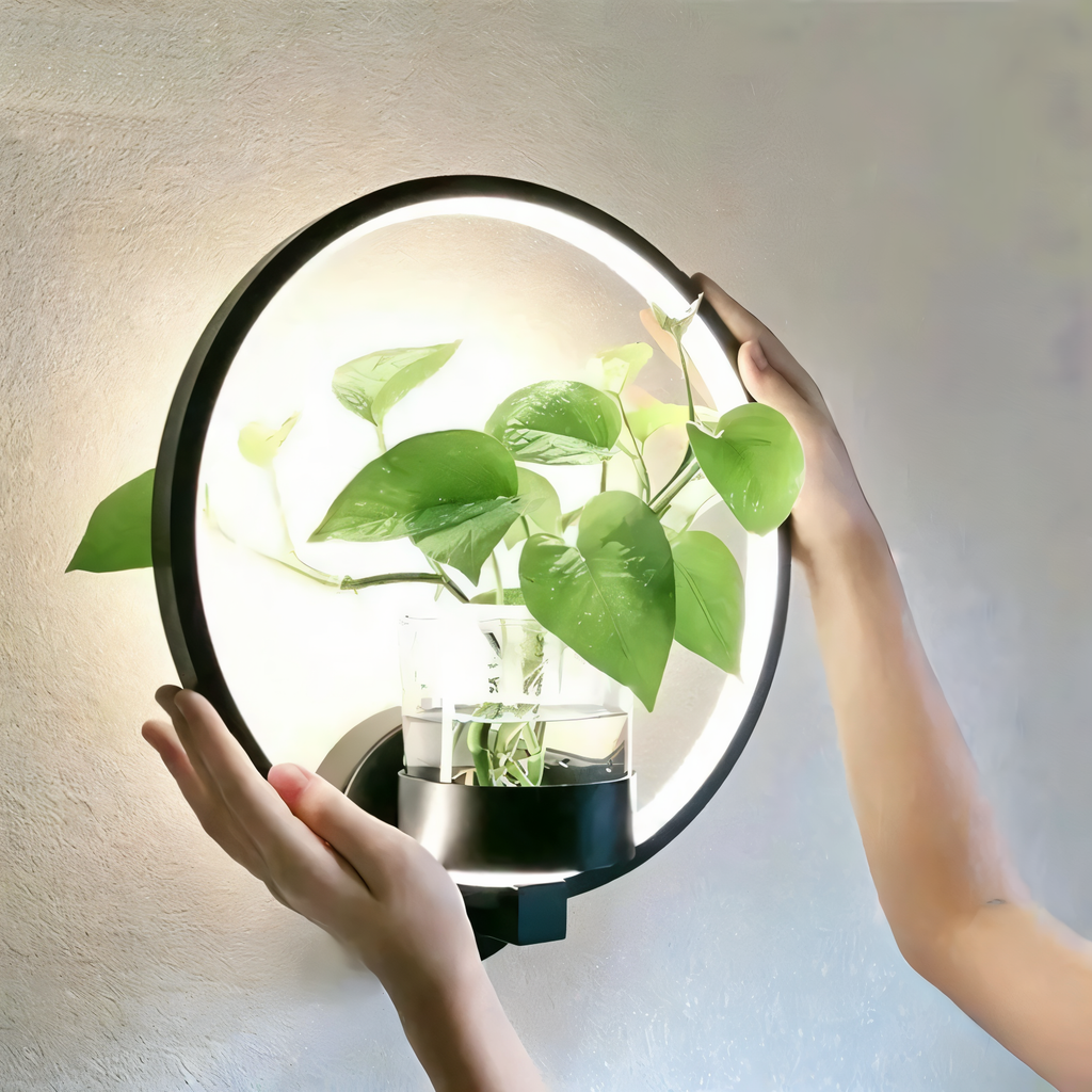 Applique da parete LED VerdantLume con portavaso | Euroselle