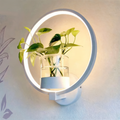 Applique da parete LED VerdantLume con portavaso | Euroselle