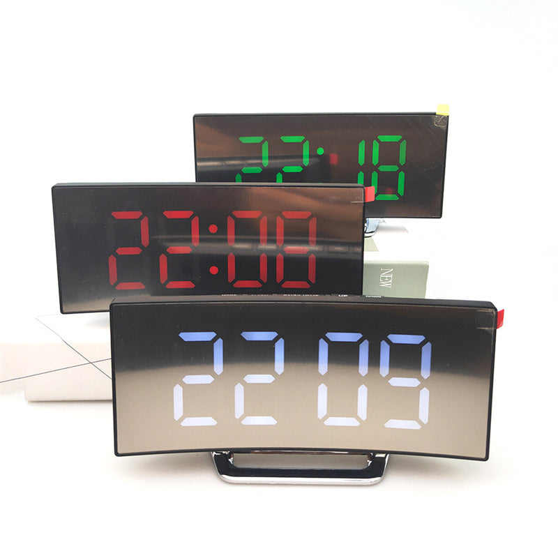 שעון מעורר LED ליד המיטה עם תצוגה מעוגלת, לשידת לילה, לשולחן עבודה ולמשרד – תצוגת שעה קומפקטית בגודל 2.8 אינץ׳, שחור – שעון מודרני לחדר השינה