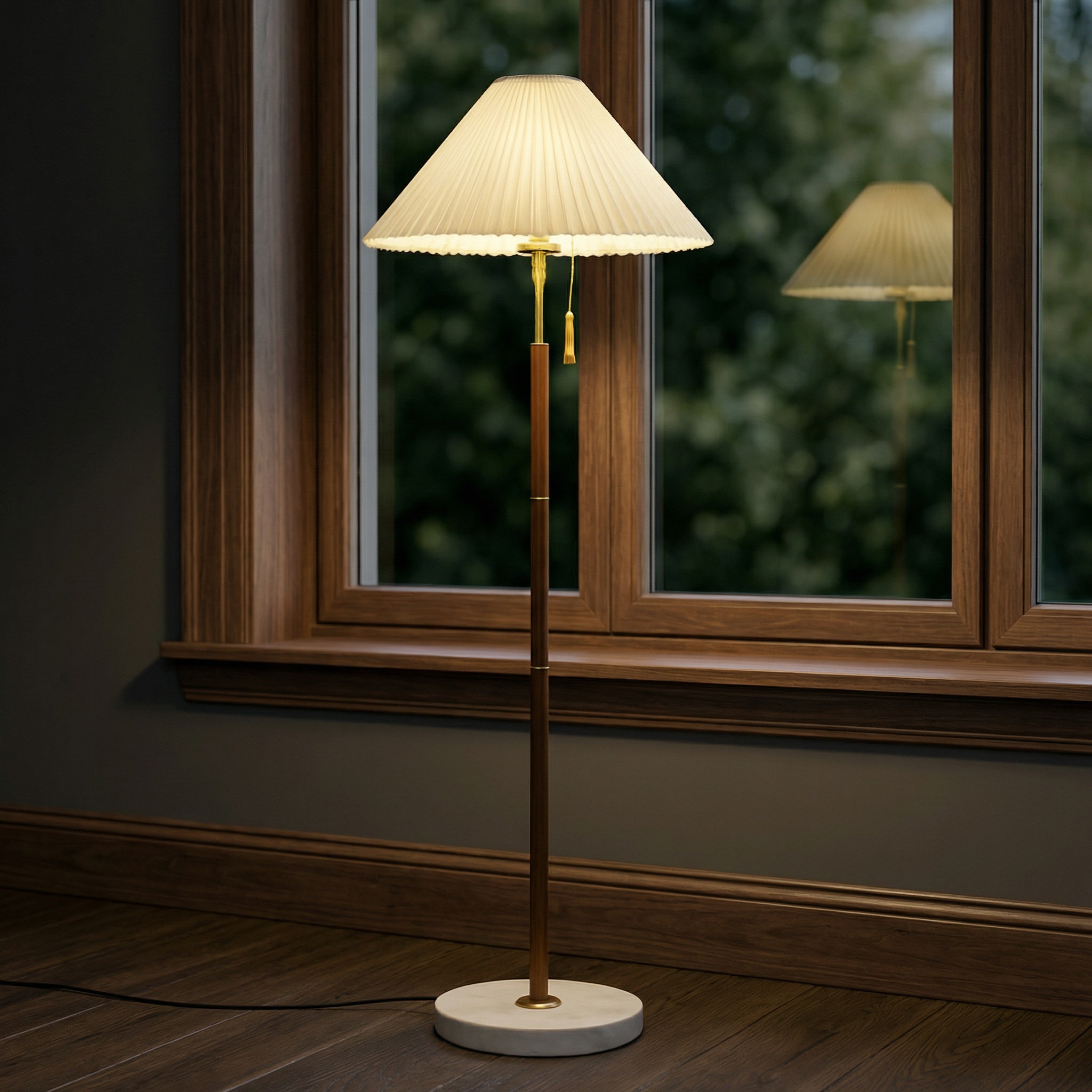 Aurora Heritage Vintage Inspired Wooden Floor Lamp With LED Compatibility For Cozy Rooms
