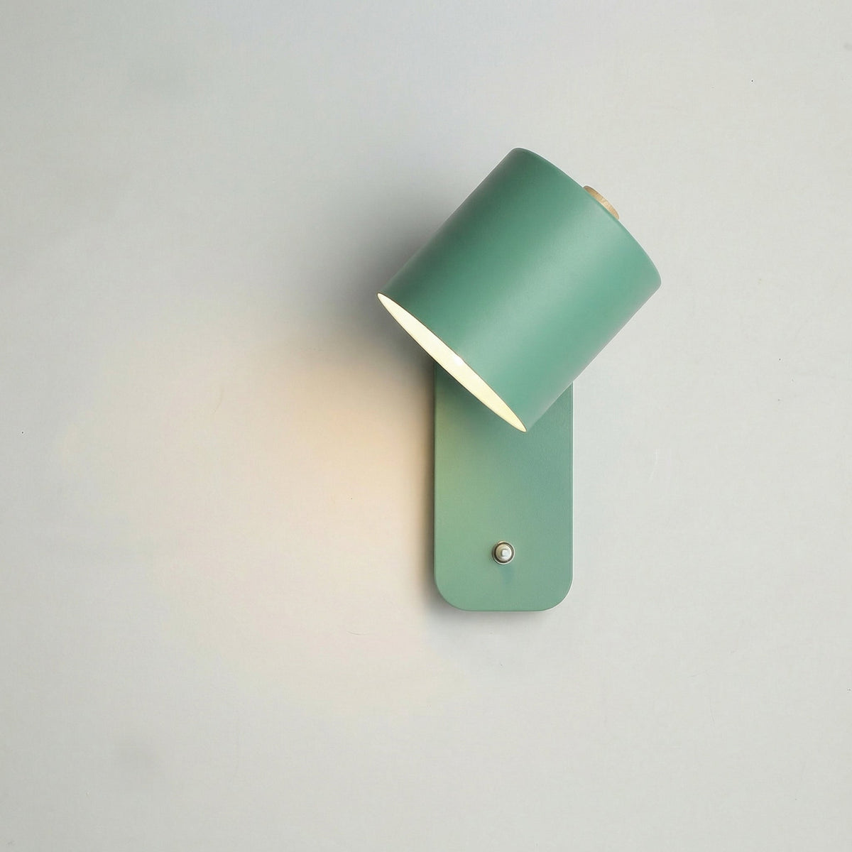 Vägglampa — nordisk justerbar design och strömbrytare