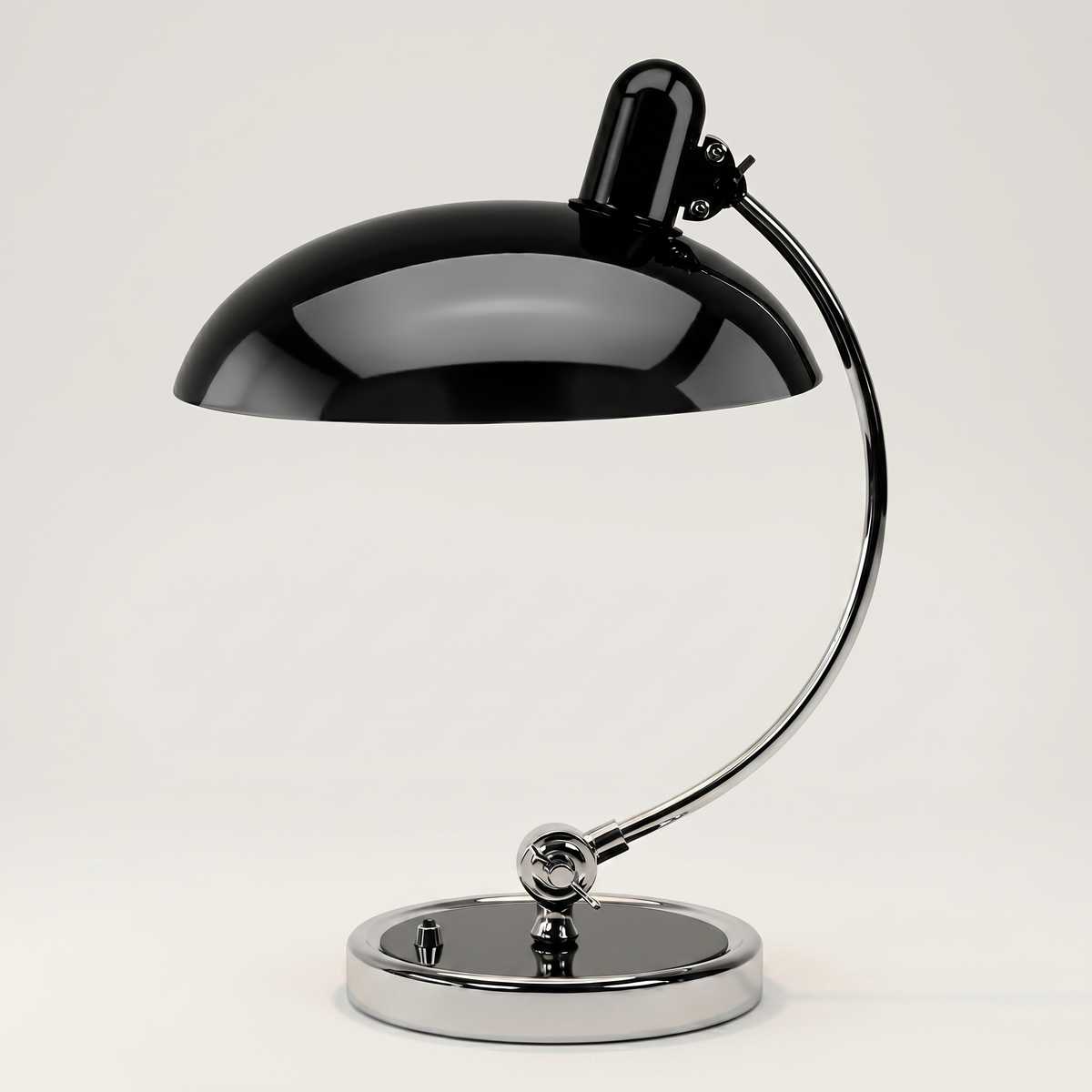 Nordisk retrobordlampe – buet kuppelskjerm