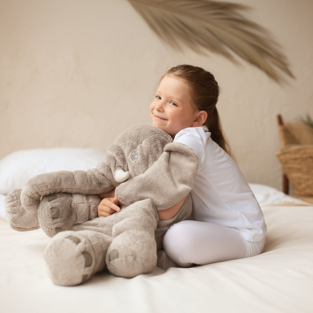 Pernă de îmbrățișat în formă de elefant — Design super moale și confortabil