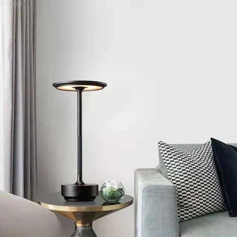 Dobíjecí kovová LED stolní lampa IP66 — dotykové ovládání, 4 úrovně