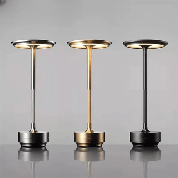 Dobíjecí kovová LED stolní lampa IP66 — dotykové ovládání, 4 úrovně