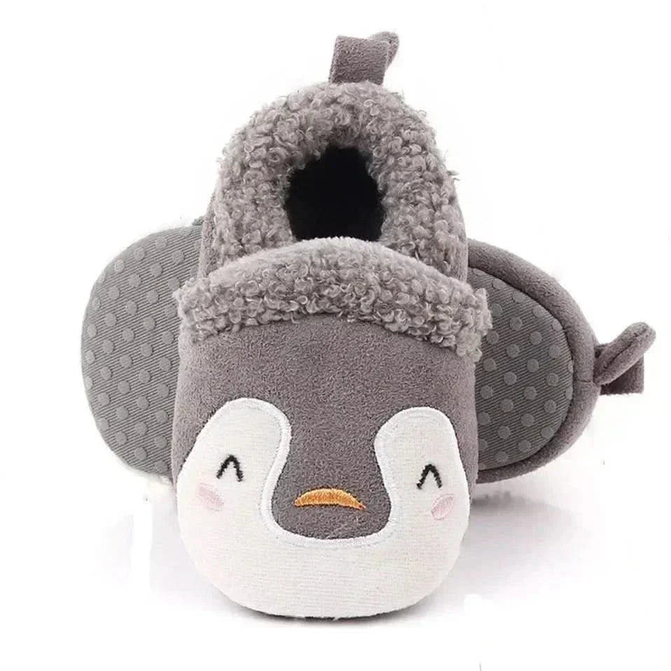 CozyTreads sklisikre tøfler for babyer — SnugPaws-design, såler med sikkert grep