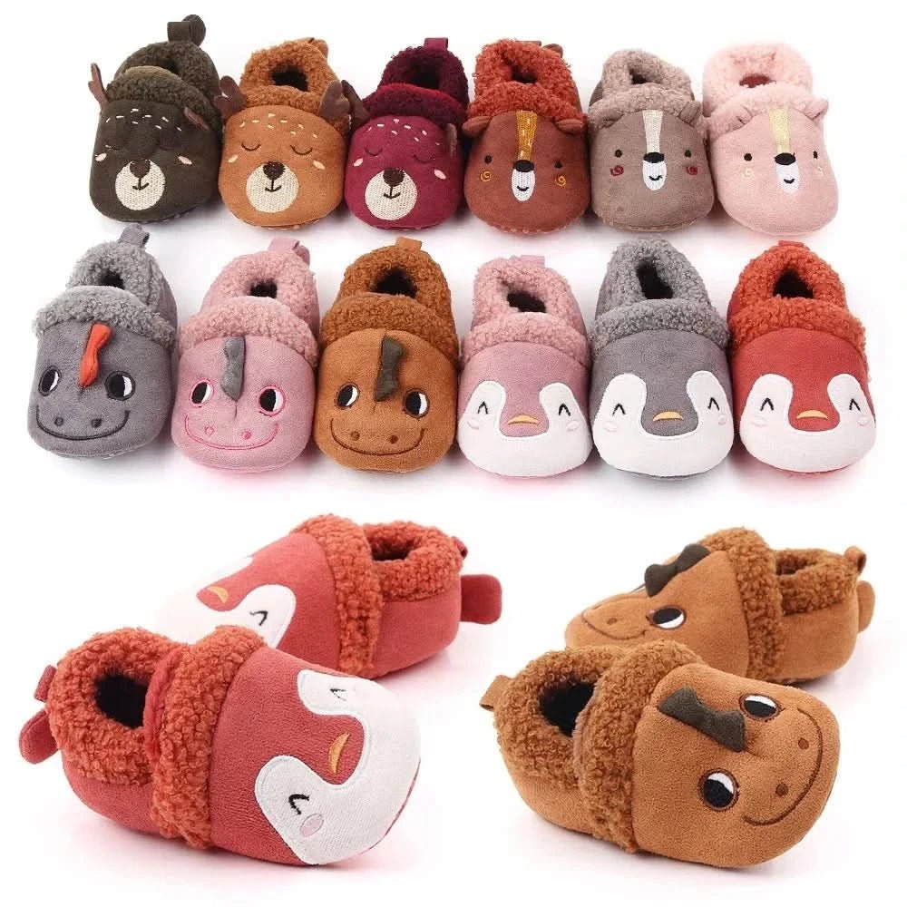CozyTreads sklisikre tøfler for babyer — SnugPaws-design, såler med sikkert grep
