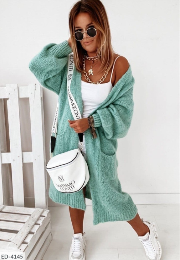 Gilet cardigan léger en maille pour femme — devant ouvert, poches
