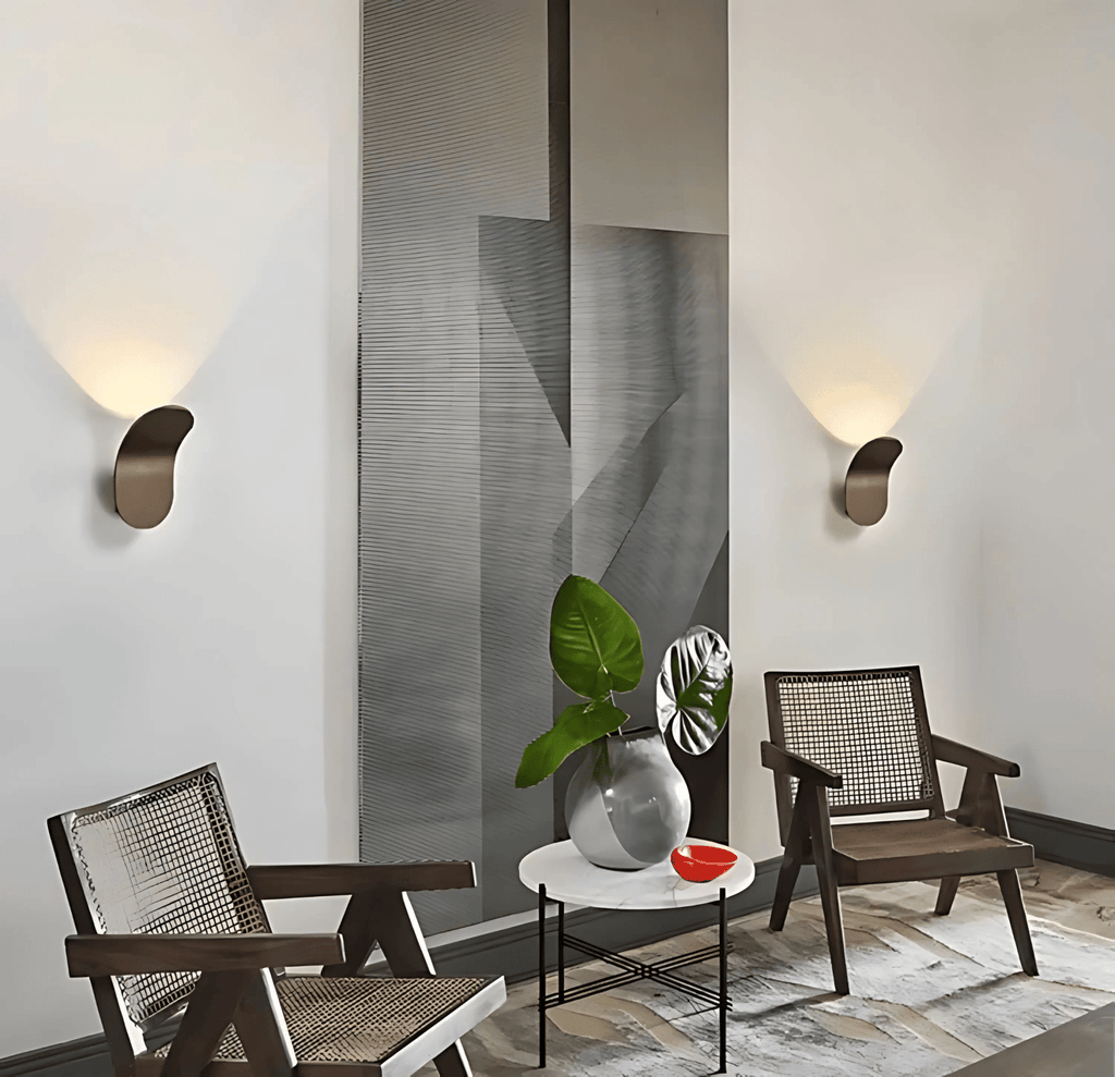 Gebürstete Metall Wandleuchte – Elegantes minimalistisches Design für stilvolle Räume | Euroselle
