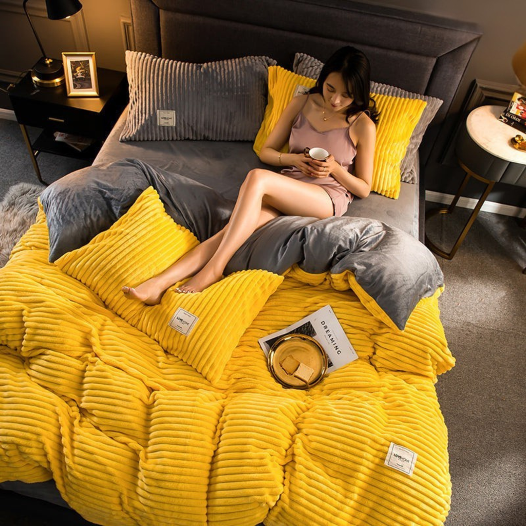 Set copriletto in pile reversibile a doppio strato con federa coordinata