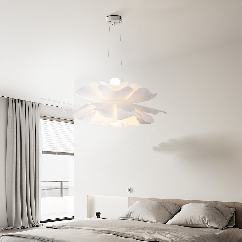 Deckenleuchte aus mehrschichtigem Acryl und Metall, weißes Blumendesign