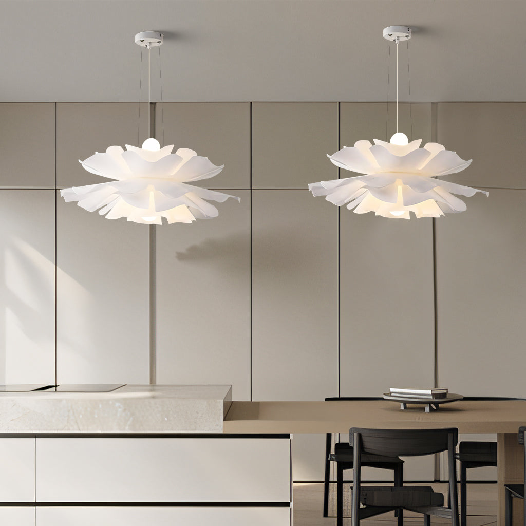Deckenleuchte aus mehrschichtigem Acryl und Metall, weißes Blumendesign