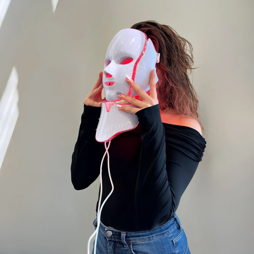 LED-Lichttherapiemaske fürs Gesicht — mehrfarbige Photonen, Anti-Aging, Fernbedienung