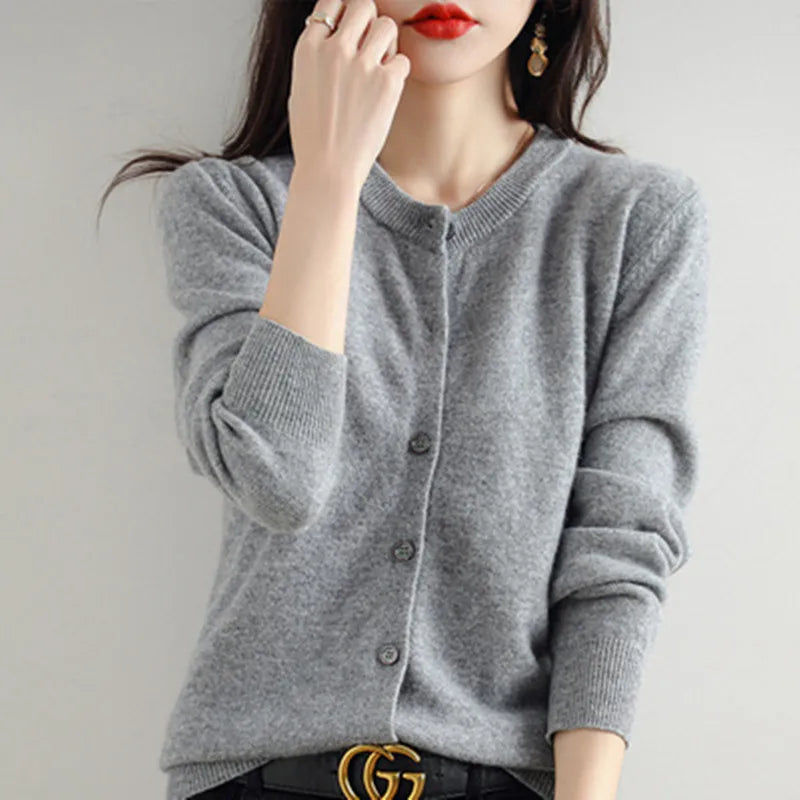 Lyria Cashmere Cardigan Soft Knit for Spring and Autumn | Euroselle