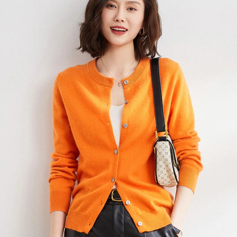 Lyria Cashmere Cardigan Soft Knit for Spring and Autumn | Euroselle