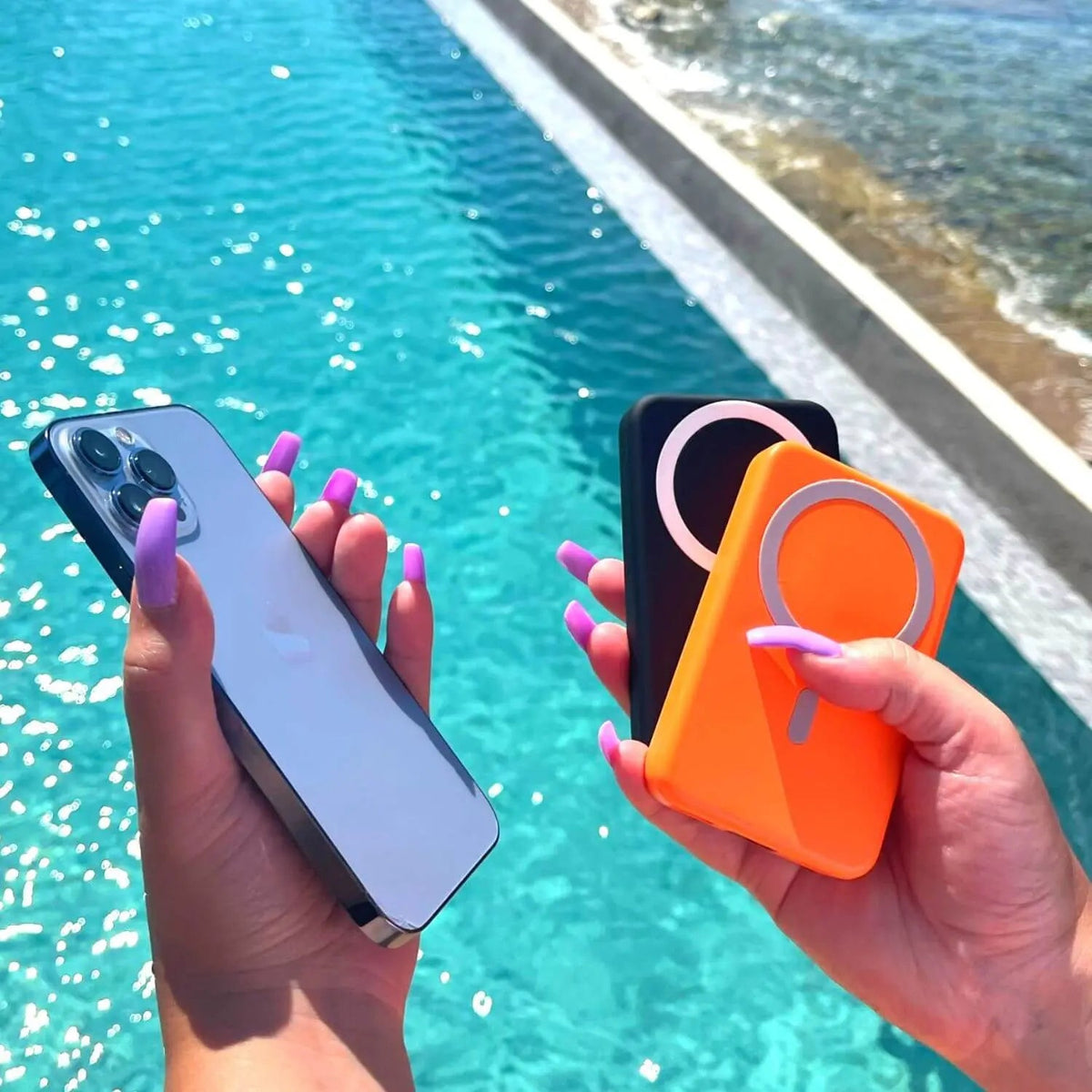 Magnetická baterie pro iPhone — bezdrátová nabíječka s magnetickým uchycením