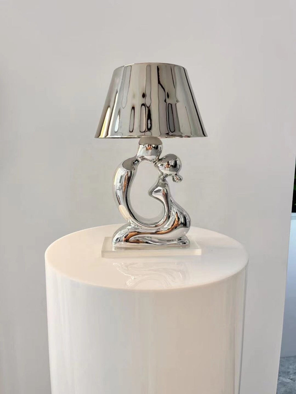 Die Love Lampe