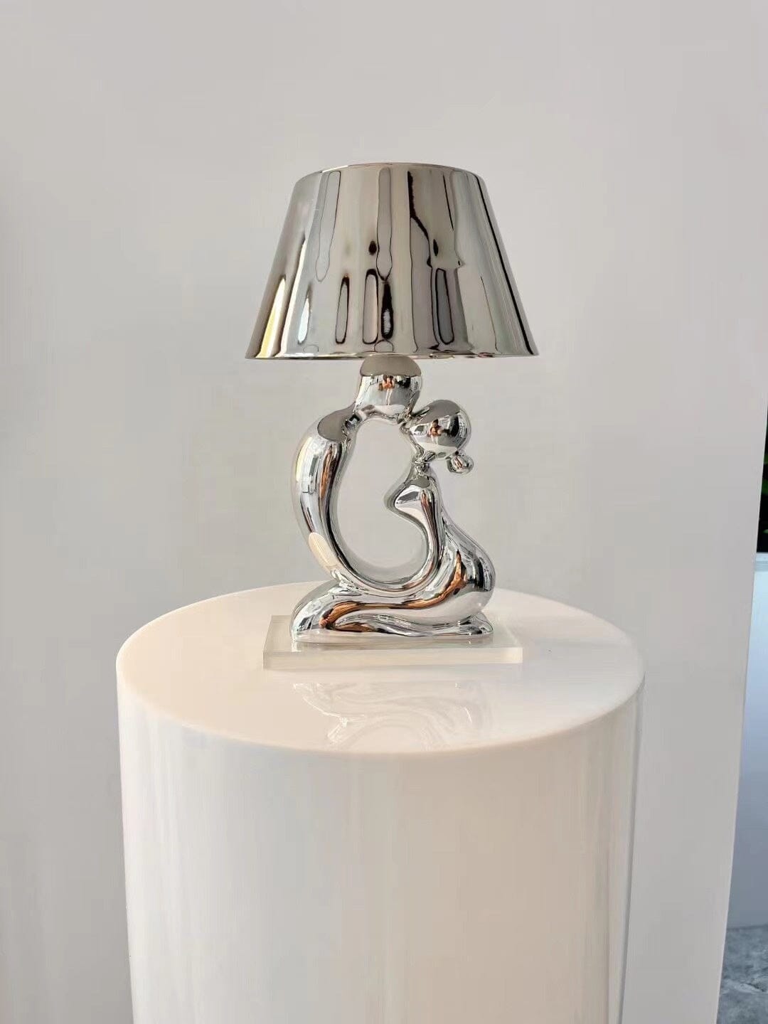 Die Love Lampe