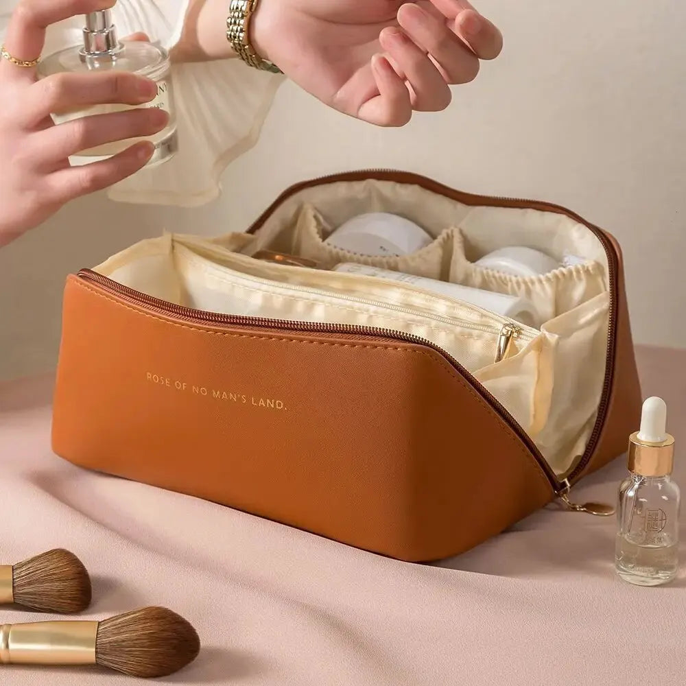 MAKEUP ORGANIZER WITH ZIPPER – LUXURY TOILETRY BAG FOR TRAVEL | Euroselle