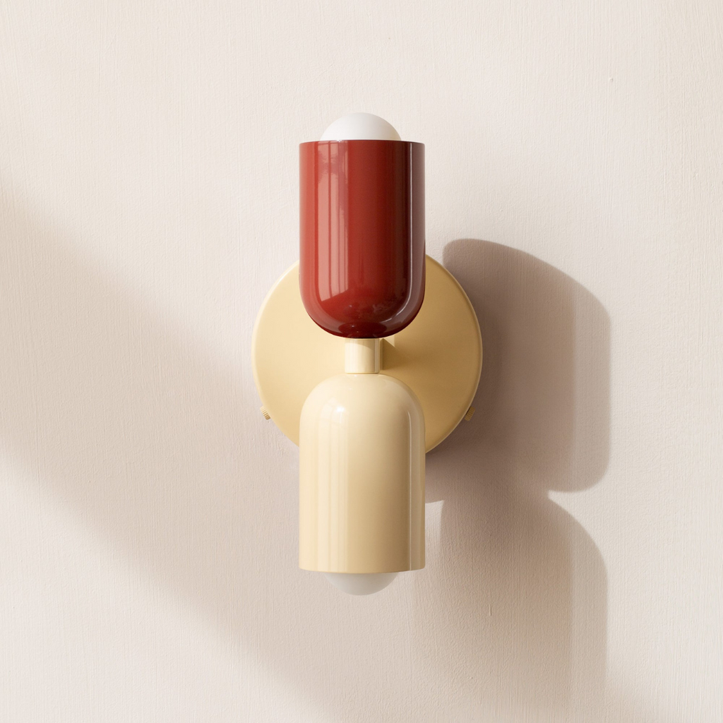 Applique murale moderne du milieu du siècle à deux lumières — Design cylindrique en métal coloré