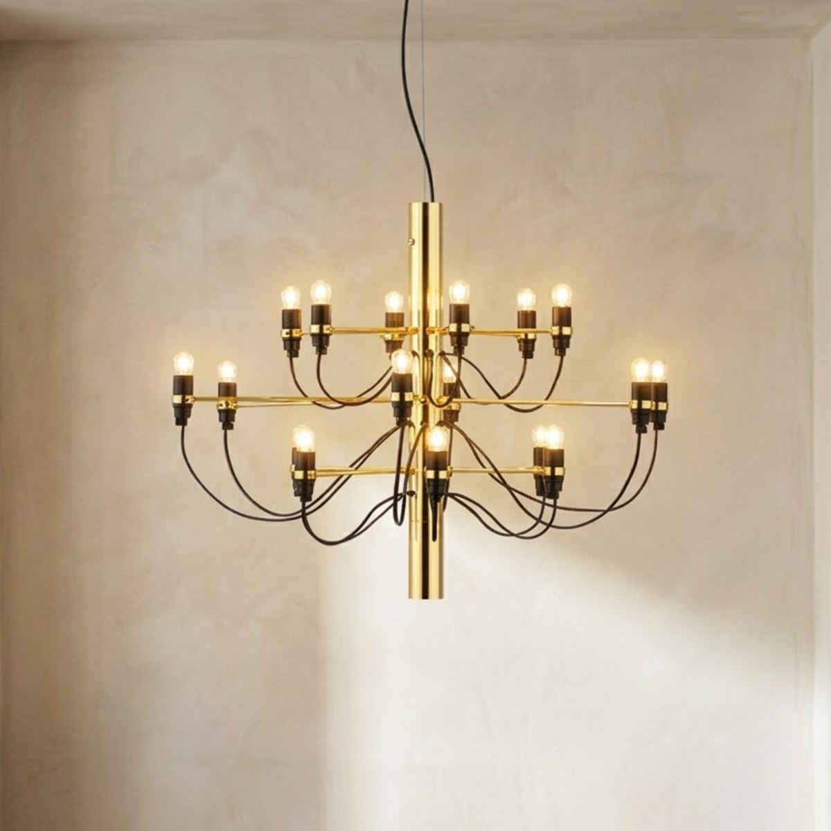 Tvådelad LED-ljuskrona — ljushållare i mid-century-stil, design med öppna bågar