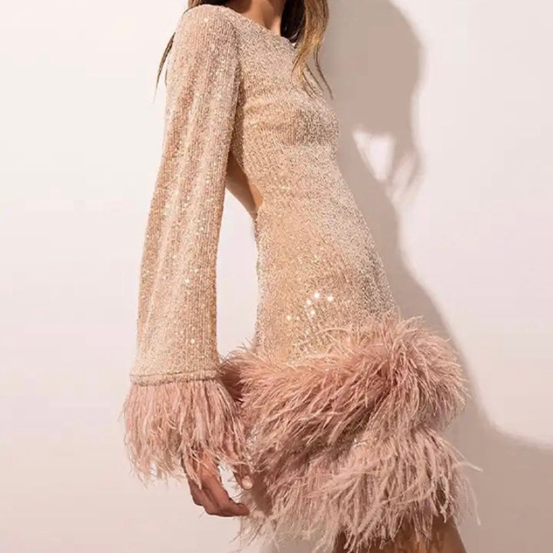 Mini fitted dress for women with sequin hem and feathers | Euroselle