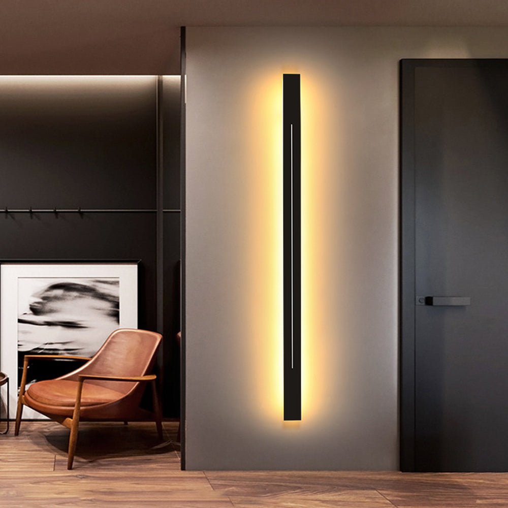Minimalist Linear LED Wall Light — Long Bar Design, Black & Gold
