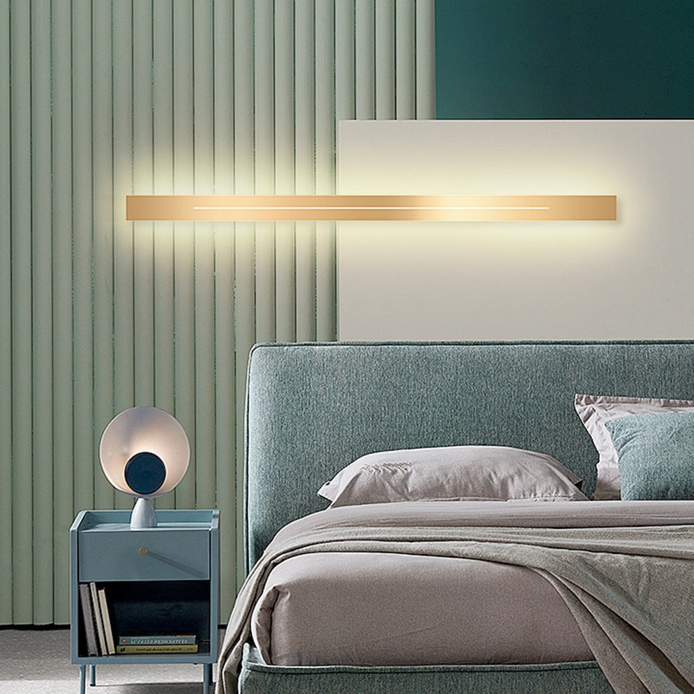 Minimalist Linear LED Wall Light — Long Bar Design, Black & Gold